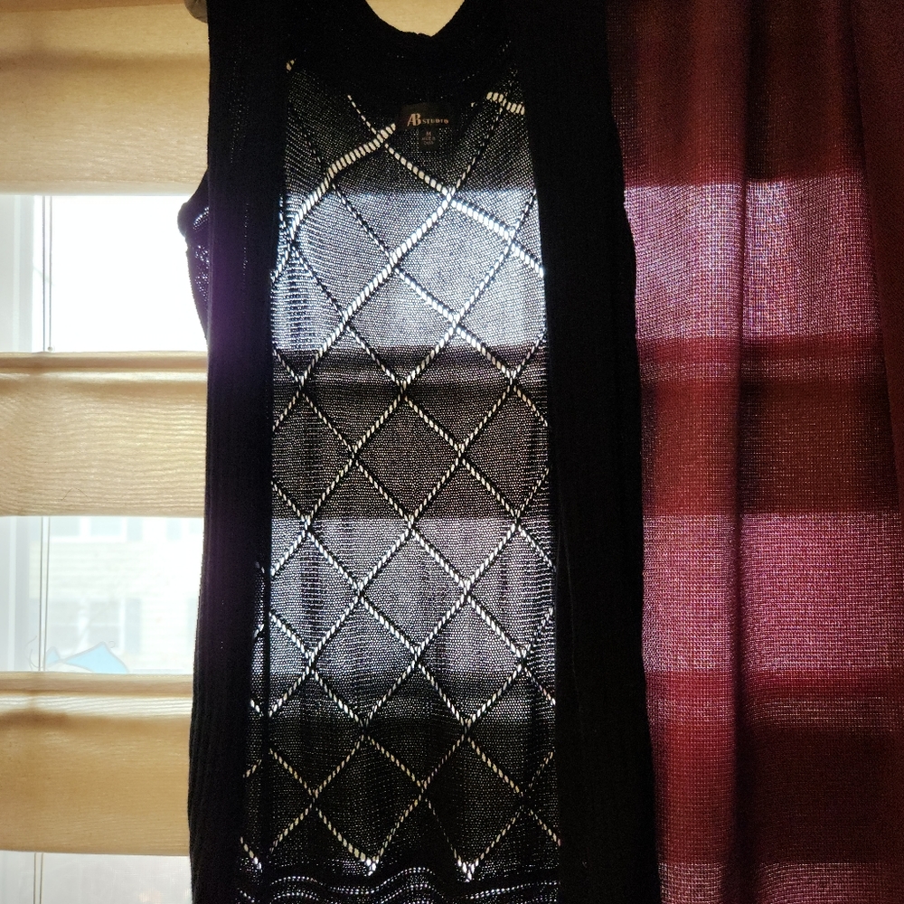 ABStudio, black sweater vest, size M